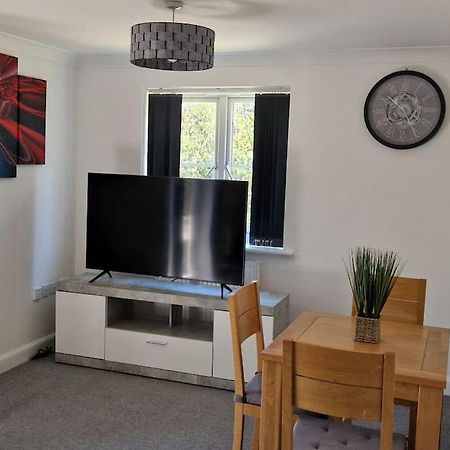 Greenhithe Cosy Apartment, Netflix And Sport Channels Zewnętrze zdjęcie